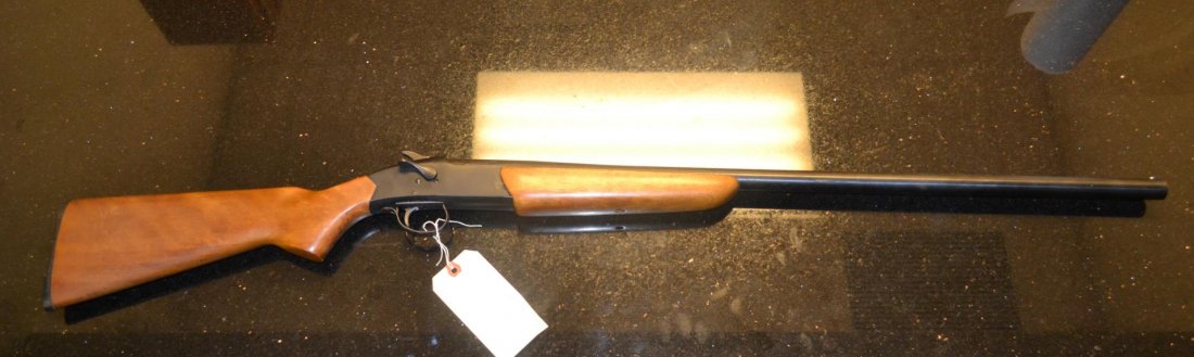stevens model 940E 12 gauge: stevens model 940E 12 gauge single barrel shotgun. All firearms are being sold by Gulfcoast Realty & Auctions. LLC. AB1389, Bruce C. Scott Florida Auctioneers Lic # AU415 is the primary auctioneer. Pl