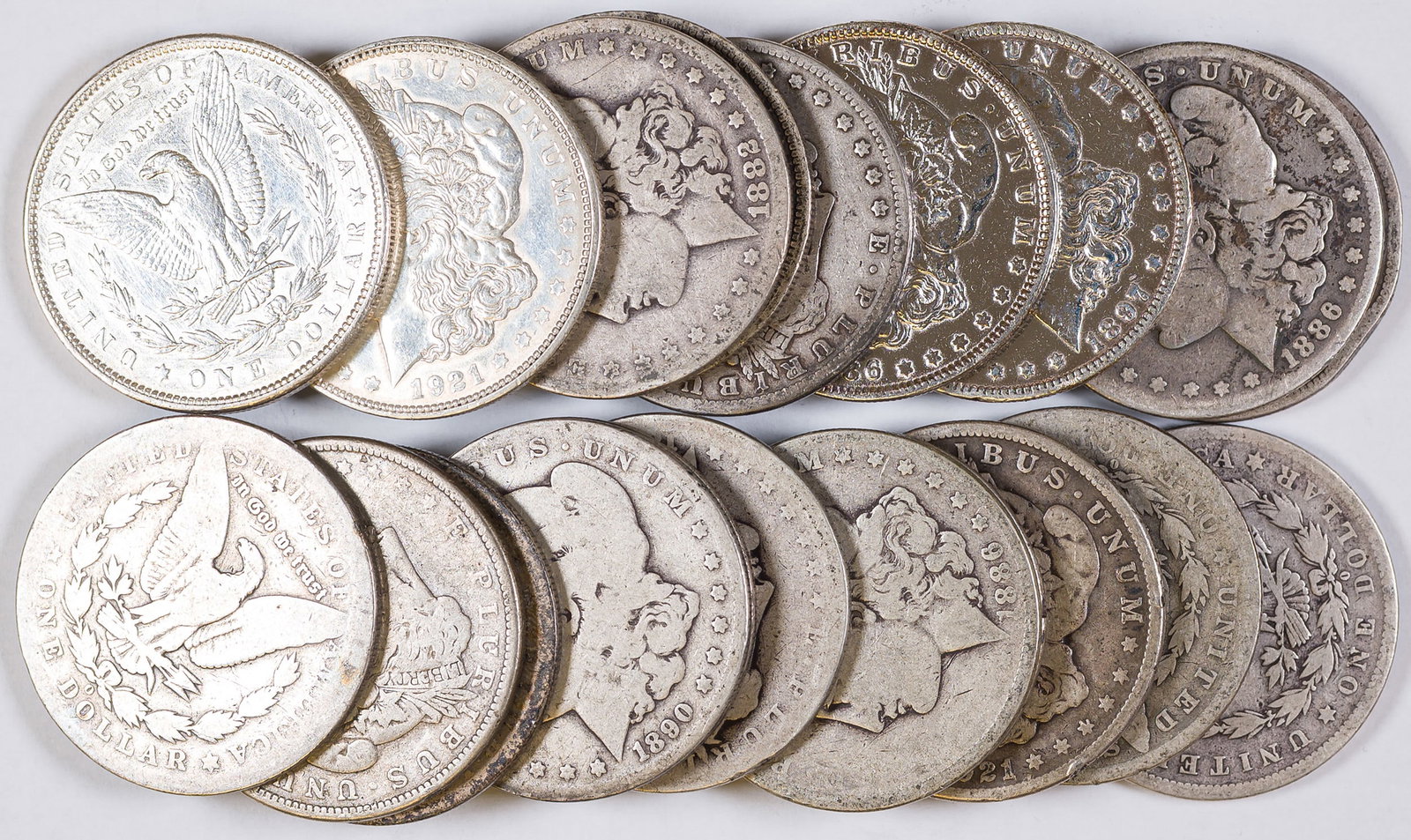Ave. Circ/Cull Morgan Dollar Roll: Mixed dates with most being low grade or having problems. One coin is holed.