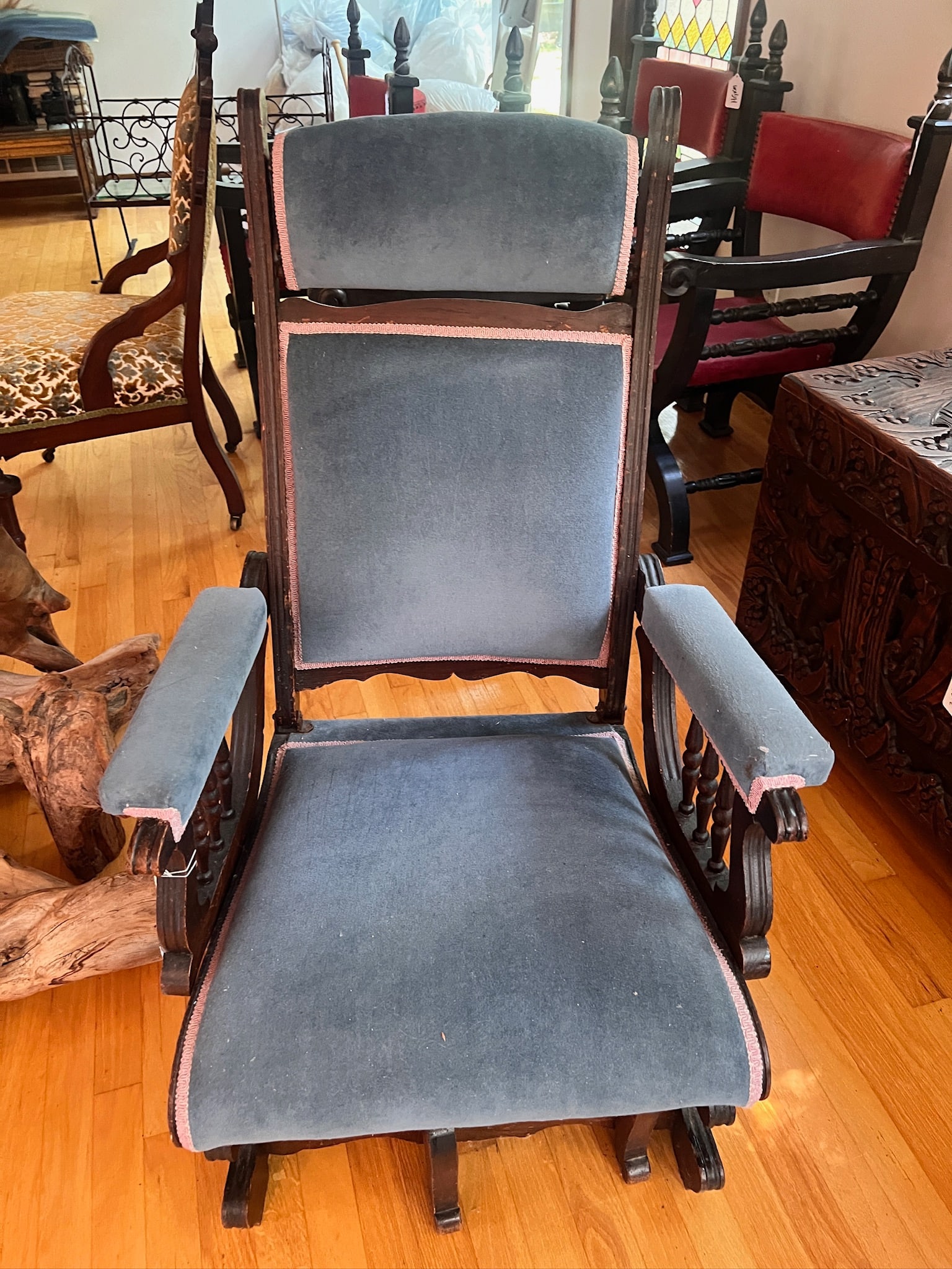 Victorian Glider Chair (1 of 5)