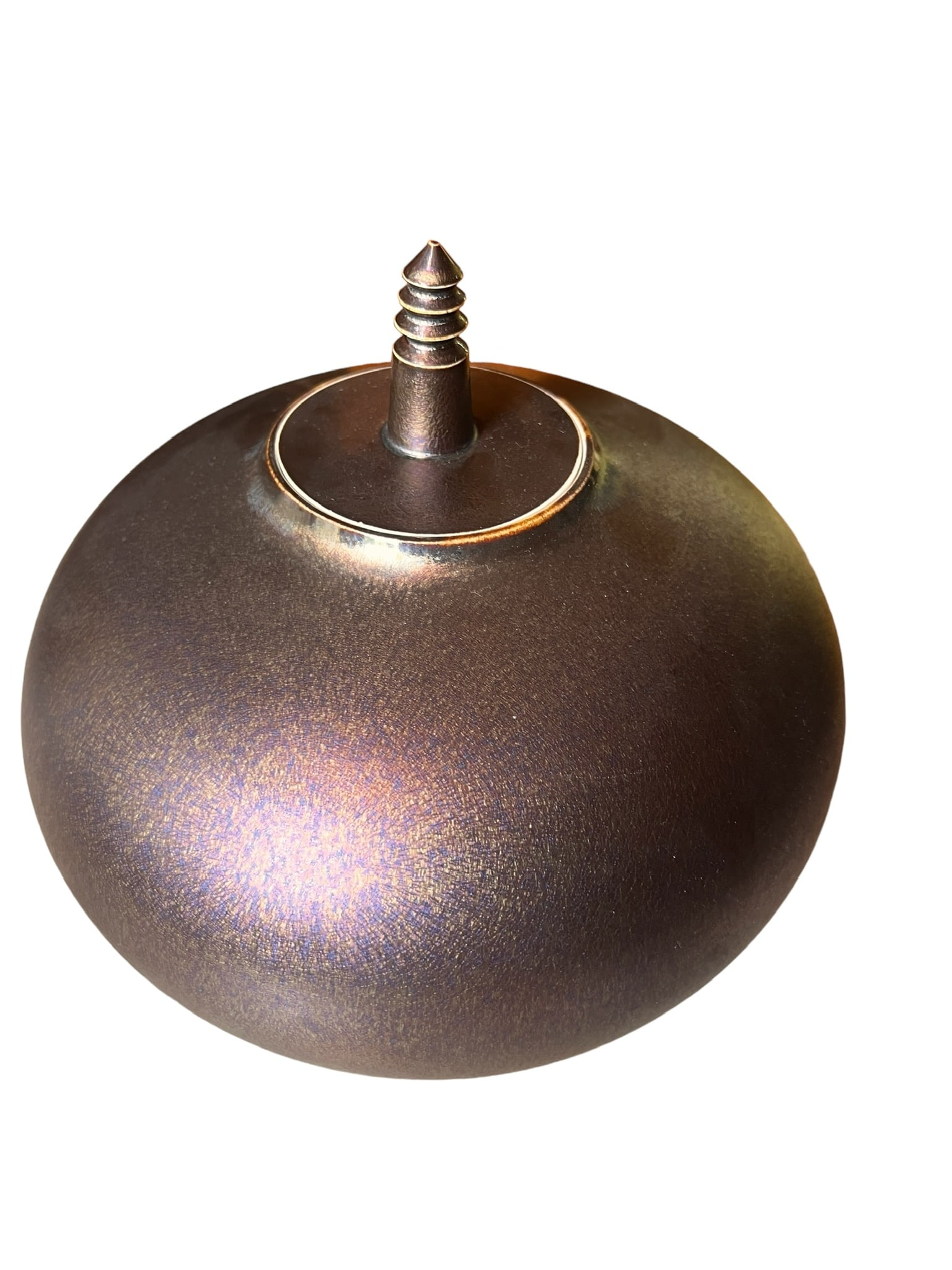 Ceramic Round Iridescent Hideaki Miyamura Covered Jar Signed: Hideaki Miyamura (B1955) is a Japanese-born American potter working in New Hampshire. Miyamura is best known for his unique iridescent glazes. This piece was purchased from Hideaki Miyamura approximat