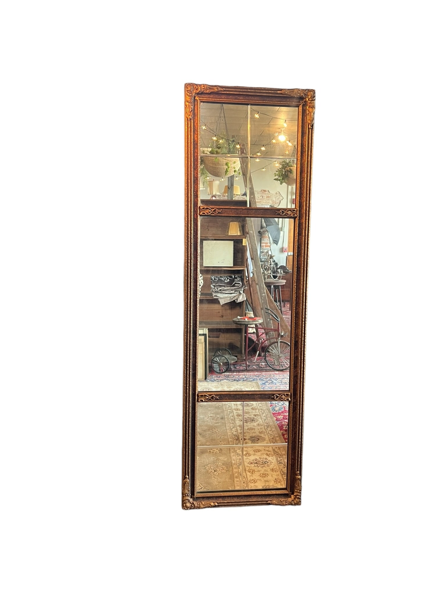 Antique 1930s Wall Mirror: Antique 1930s Mirror. Great mirror and it can be hung either way. Gorgeous mirror 1930s measures 42 inches long X 12.5 inches wide. Gesso has some chips. Client 10015 ****** Please review all photos f