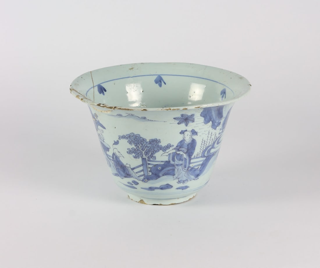 Blue and white chinoiserie bowl, Delft, 17th Century (1 of 5)