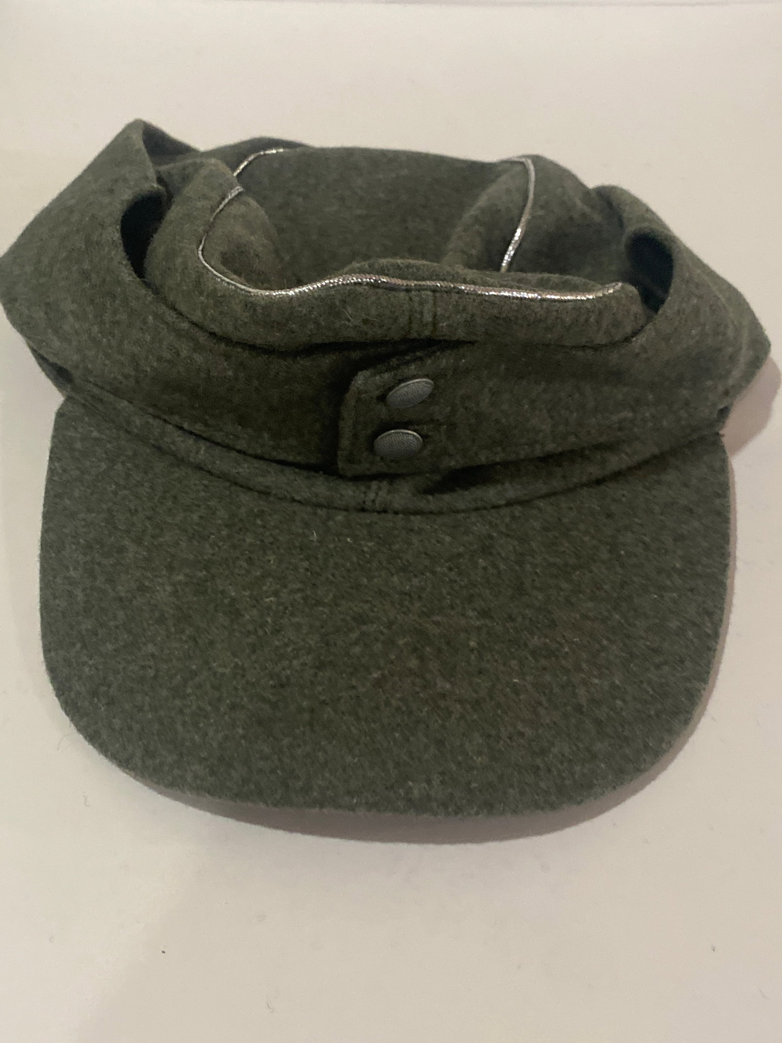 WWII German WH EM M43 Panzer Field Cap German officer Cap (1 of 3)