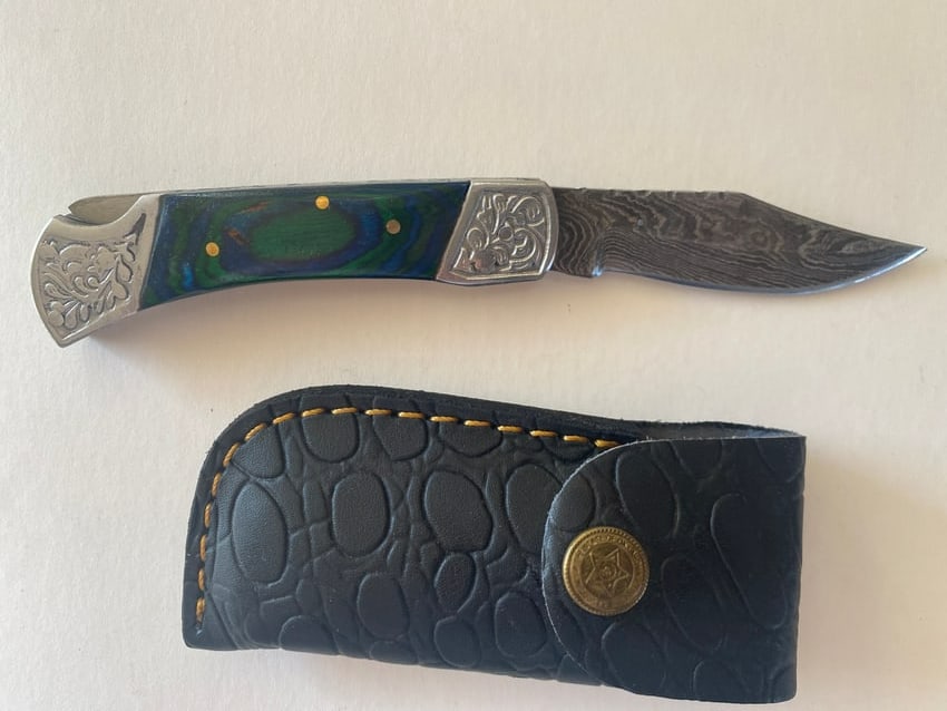 Custom Hand Made Knife: Discover exceptional craftsmanship with this exclusive liquidation sale of hand-made knives from MHS Cutlery. Renowned for precision, durability, and artisan quality, these knives are perfect for coll