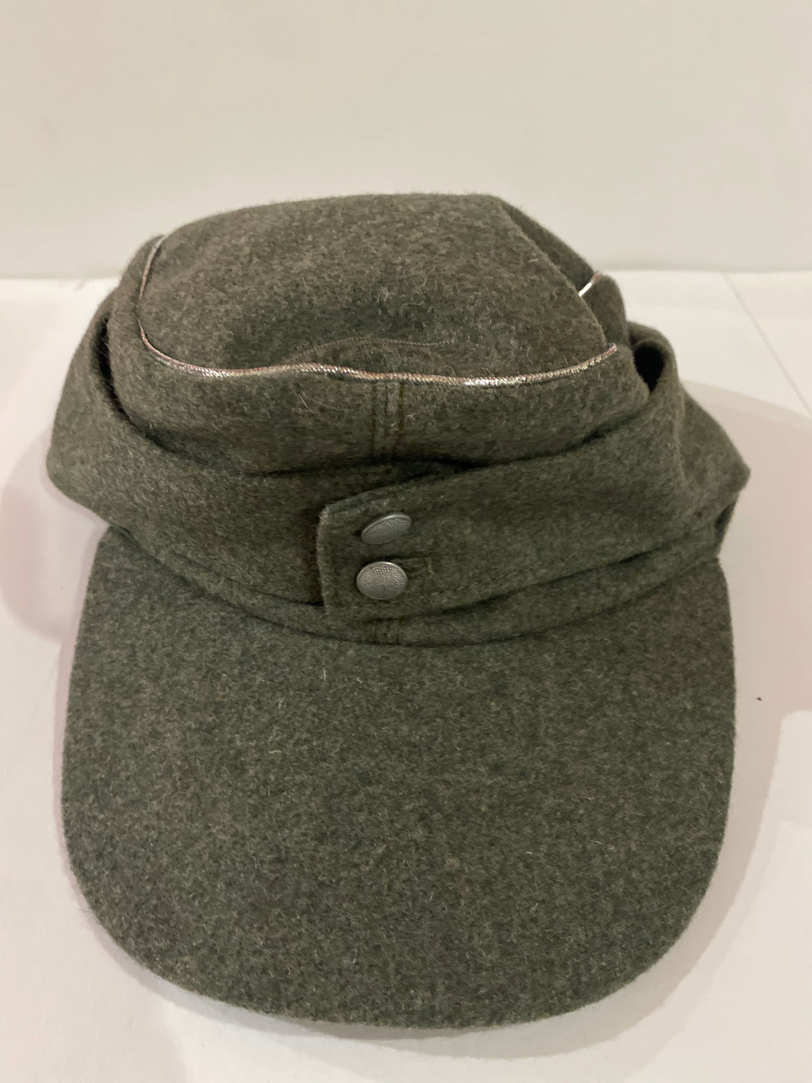 WWII German WH EM M43 Panzer Field Cap (1 of 4)