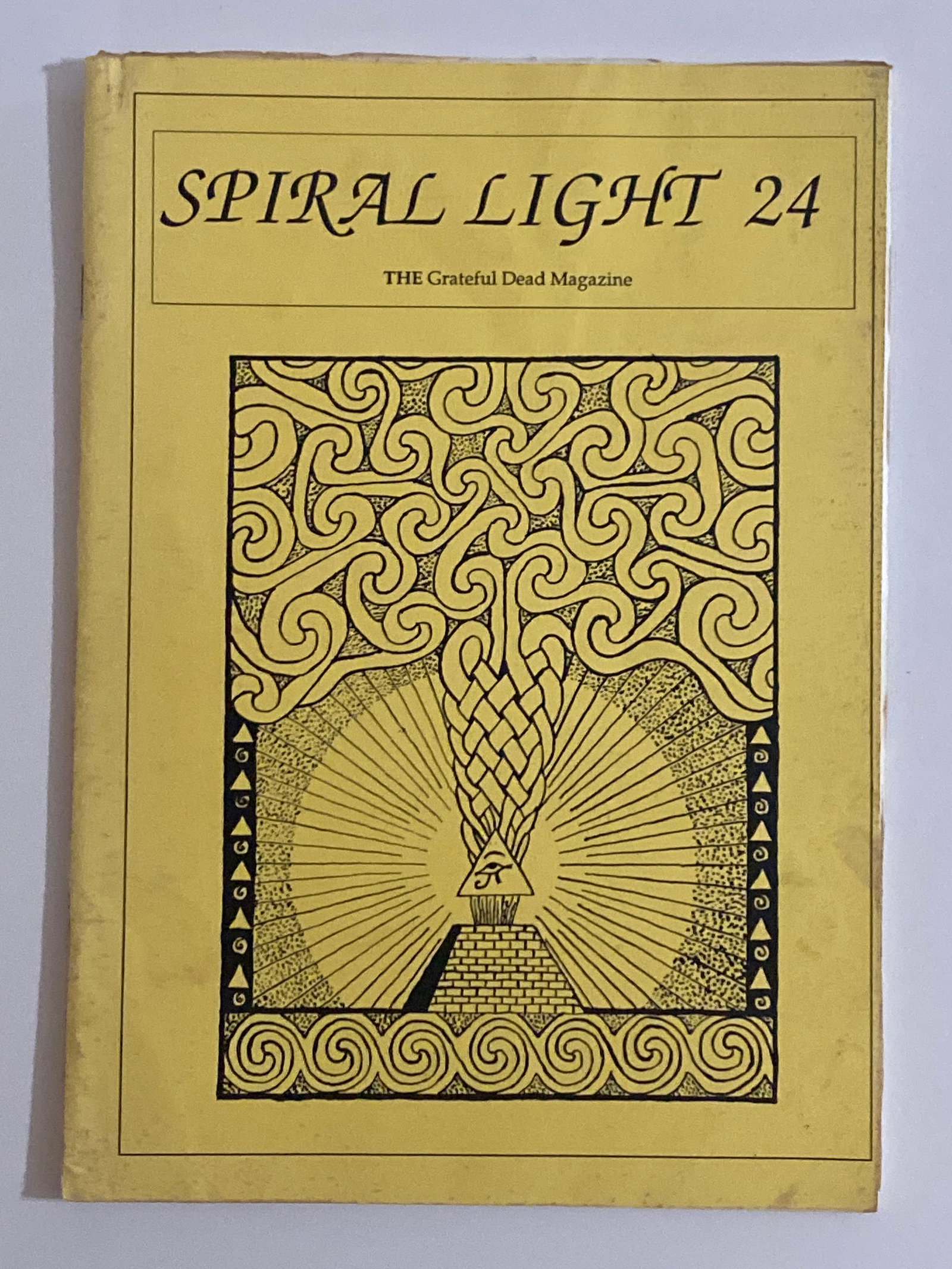 Spiral Light Grateful Dead Magazine (1 of 2)