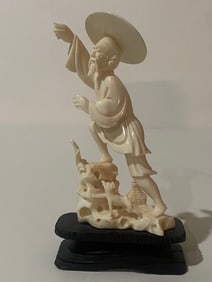 Antique Japanese Netsuke Figure