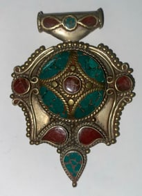Antique Sino-Tibetan Gems Inlaid Silver Amulet Pendant