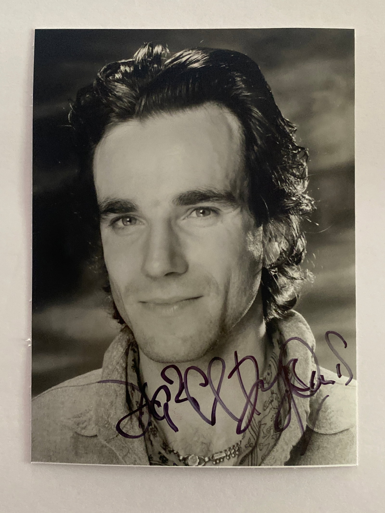 Daniel Day Lewis Autographed Photo (1 of 1)