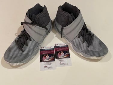 Dylan Brooks Houston Rockets autographed sneakers
