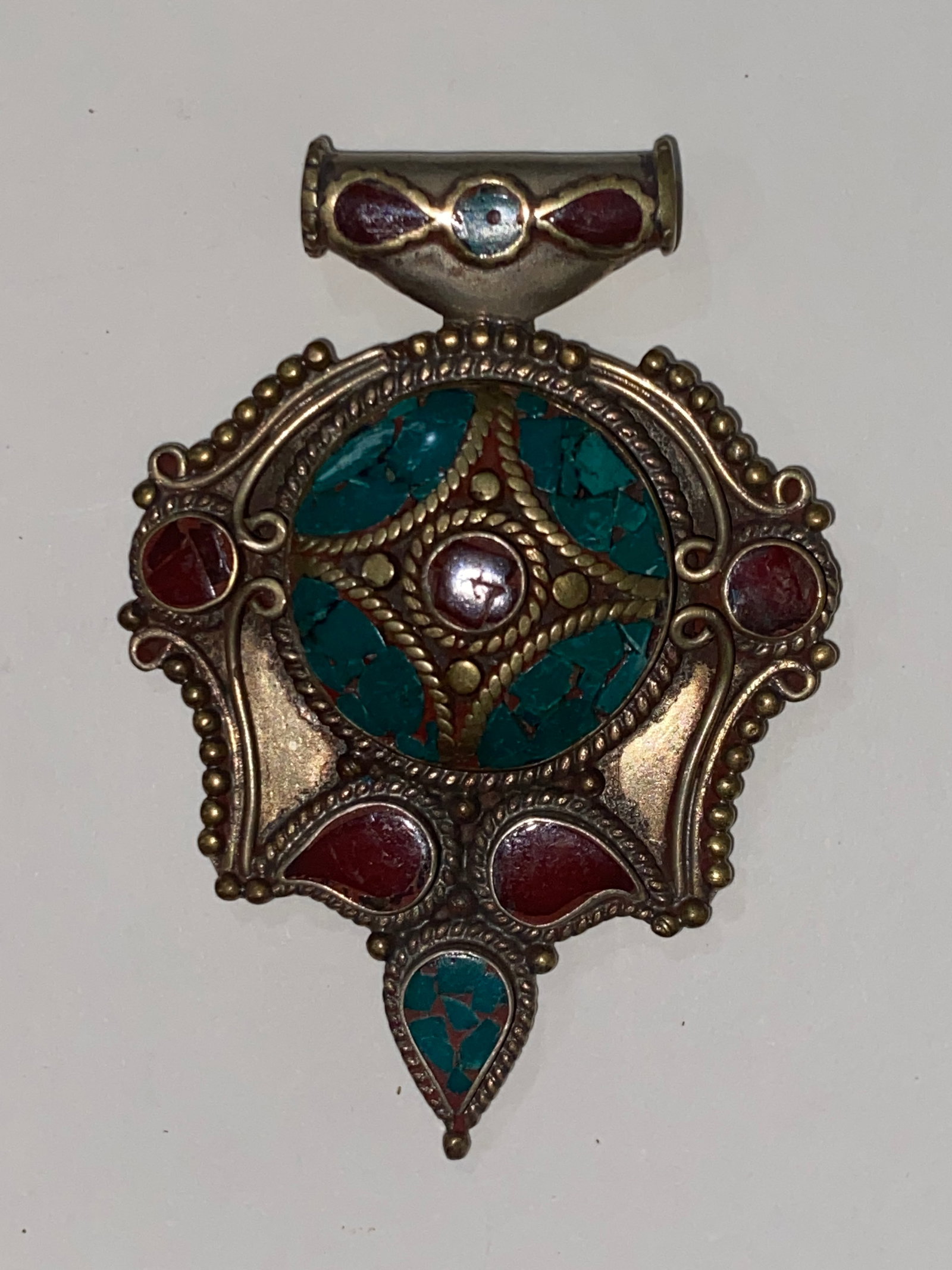 Post Medieval Traditional Himalayan Tibetan Ethnic Tribal Silver Necklace: This post-medieval traditional Tibetan necklace is an ornate expression of tribal identity, crafted in silver and richly adorned. A stunning testament to Himalayan heritage and craftsmanship.