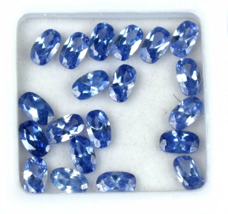 6ct Oval Blue Tanzanite (20) (1 of 1)