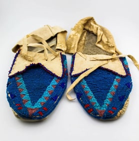 Early 20th Century Plains Indians Beaded Moccasins