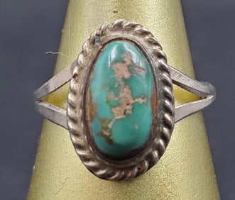 Antique Native American Sterling Silver Turquoise Ring