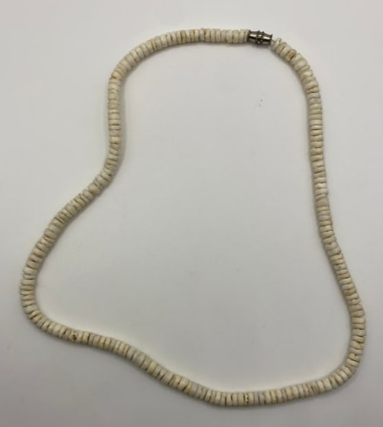 Antique Native American Hand Drilled Heishi Necklace: Measure 17 inches long