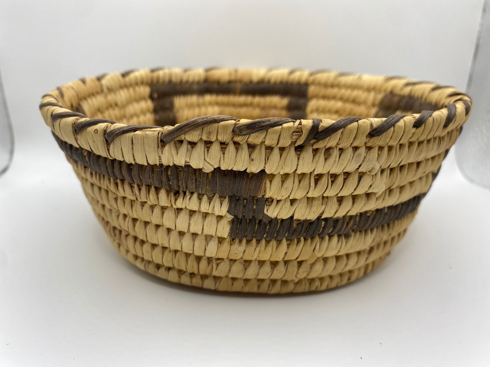 Antique Paiute Great Basin Woven Native American Basket (1 of 4)