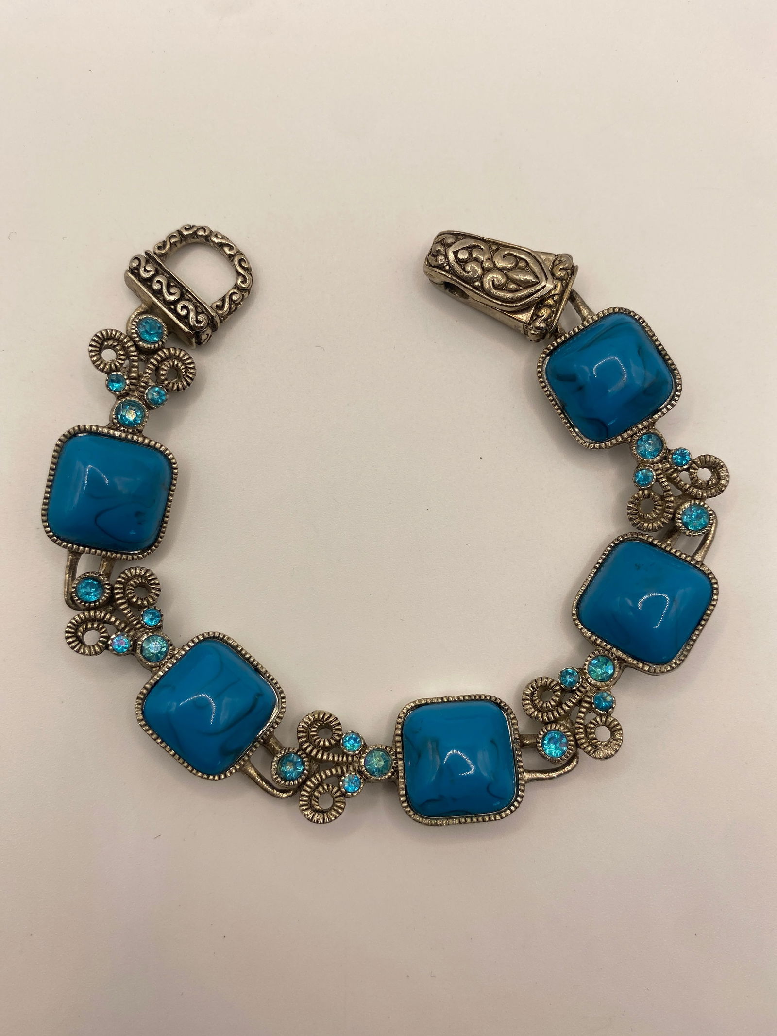 Vintage Native American Turquoise Bracelet (1 of 2)