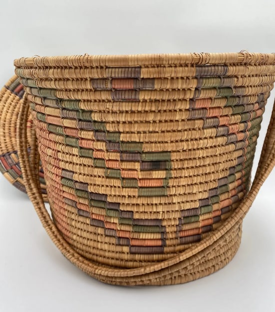 Antique Hopi Native American Coiled Large Basket with Lid (1 of 5)