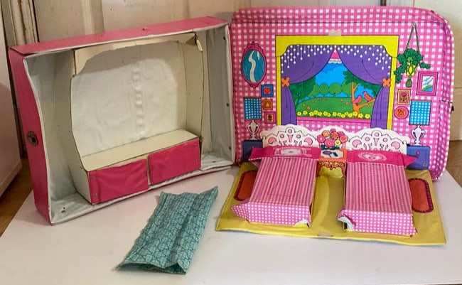 Vintage Barbie Doll Cases: Barbie, introduced by Mattel in 1959, was sold with a wide range of carrying cases used to store dolls, clothing, and accessories, and original cases remain a well-known part of early Barbie