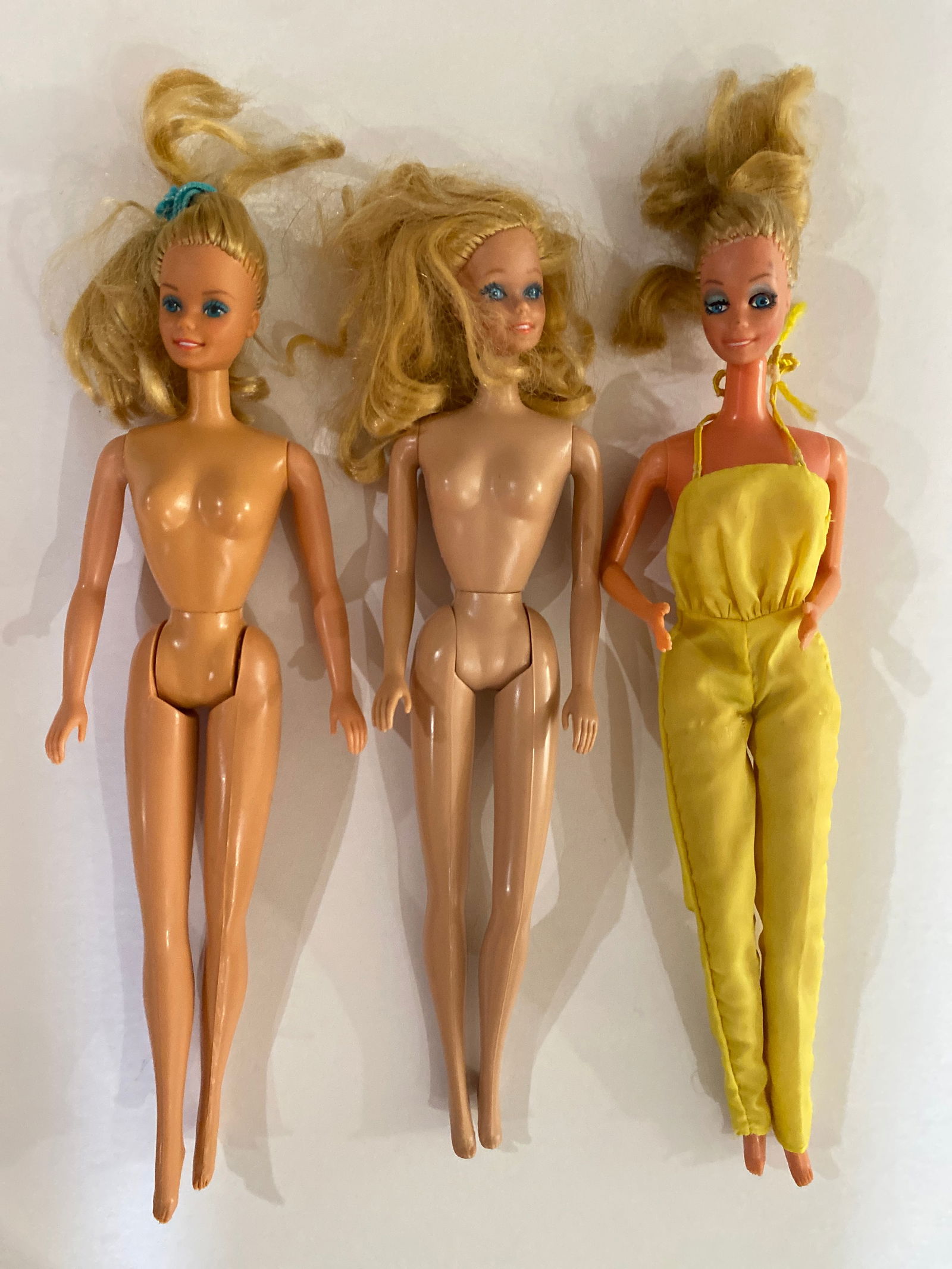 Vintage Barbie Dolls (3): Please see pics