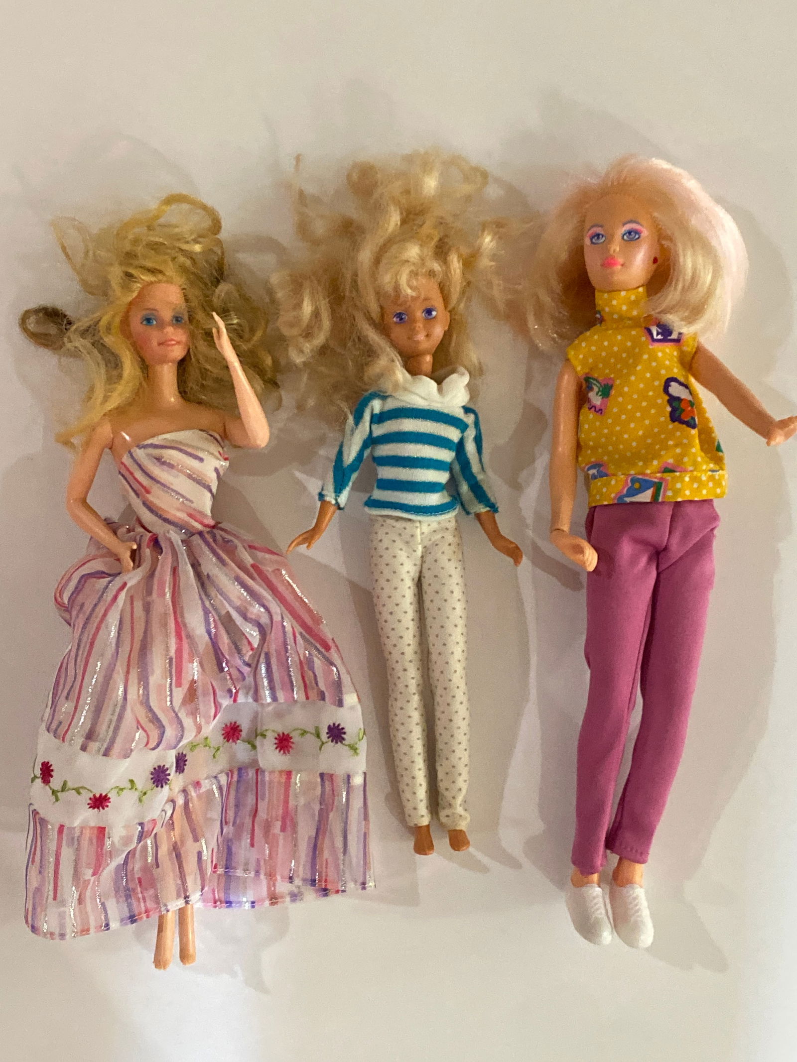 Vintage Barbie Dolls (3) (1 of 4)