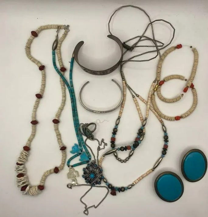 Vintage Native American Jewlery Lot (1 of 2)