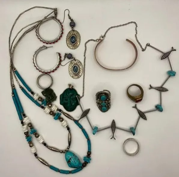 Vintage Native American Jewlery Lot (1 of 2)