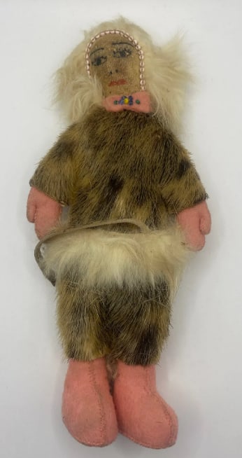 Antique Alaskan Inuit Doll: Measures 8.5”