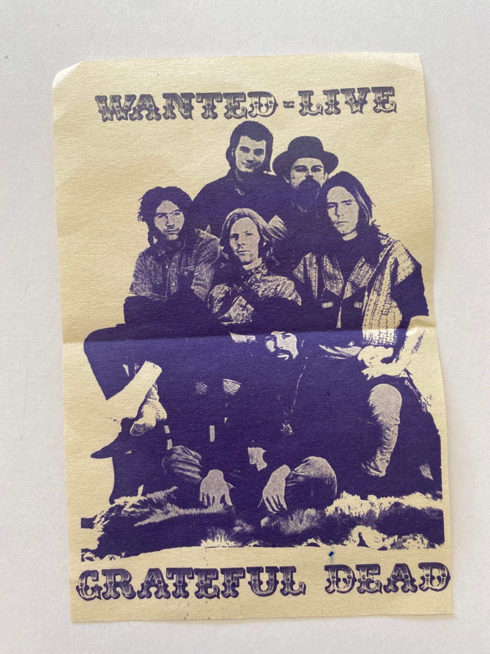 Bill Walton autographed Grateful Dead Handbill: Measures 7x4.5 . Unknown year