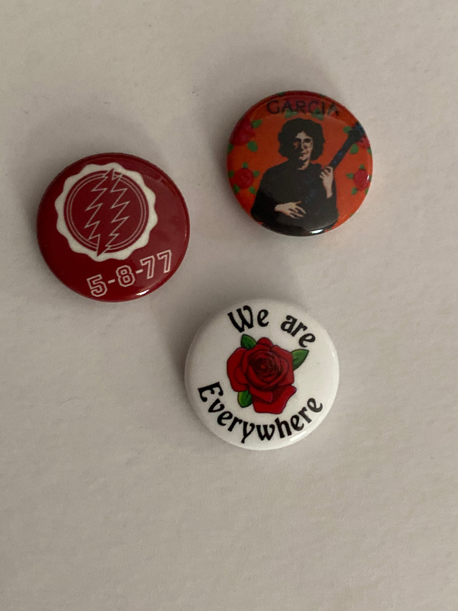 Grateful Dead Vintage 1970's Pins: Rare vintage 1970s Grateful Dead pins from the height of the psychedelic rock era and early fan culture.