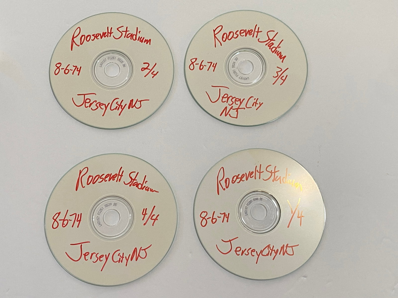 Grateful Dead Roosevelt Stadium, 1974 soundboard bootleg CDs: See pics for show dates