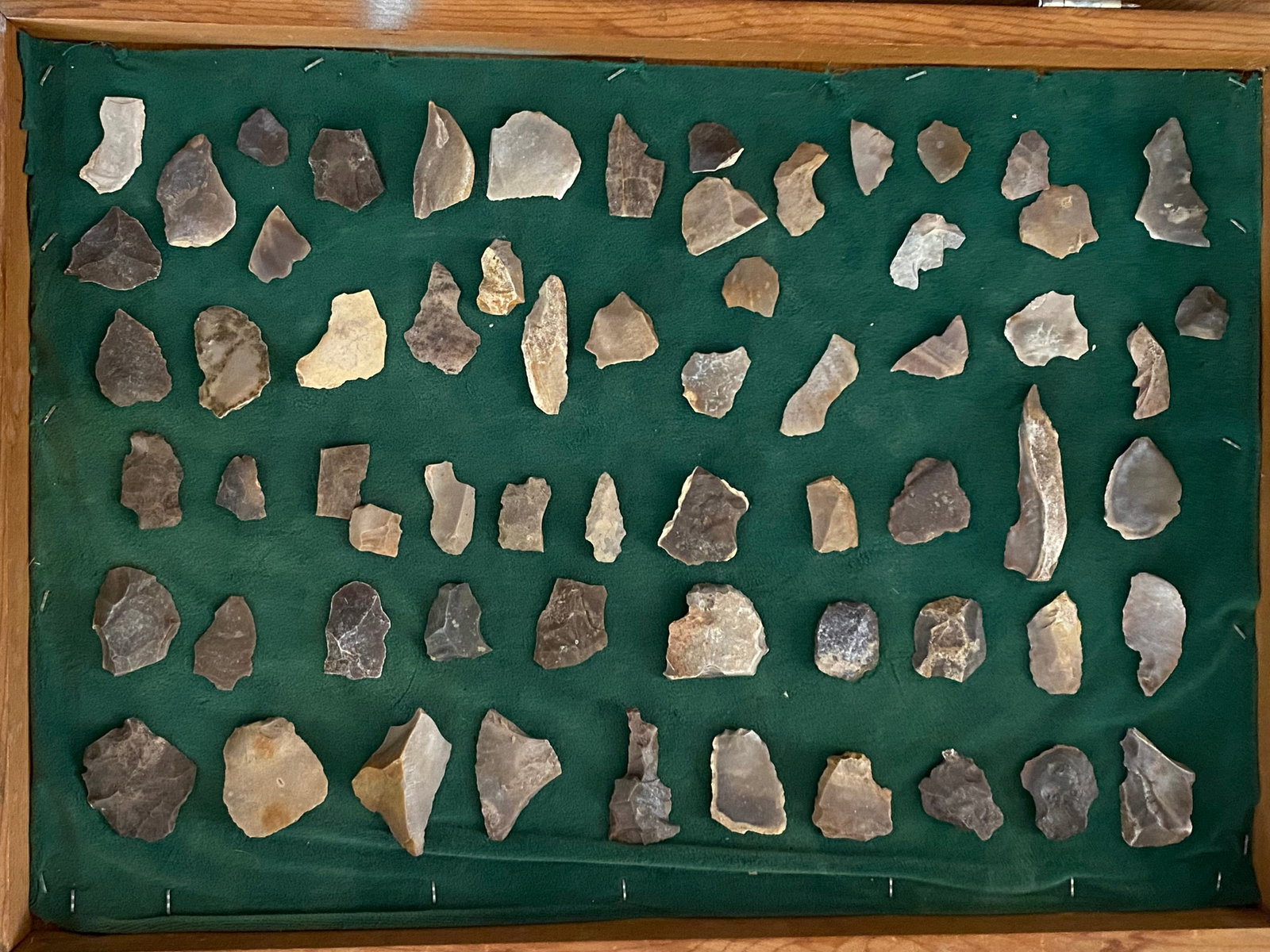 Native American Plains Indians Lifelong Arrowhead Collection: Sizes range from 3 inches to 1 inch