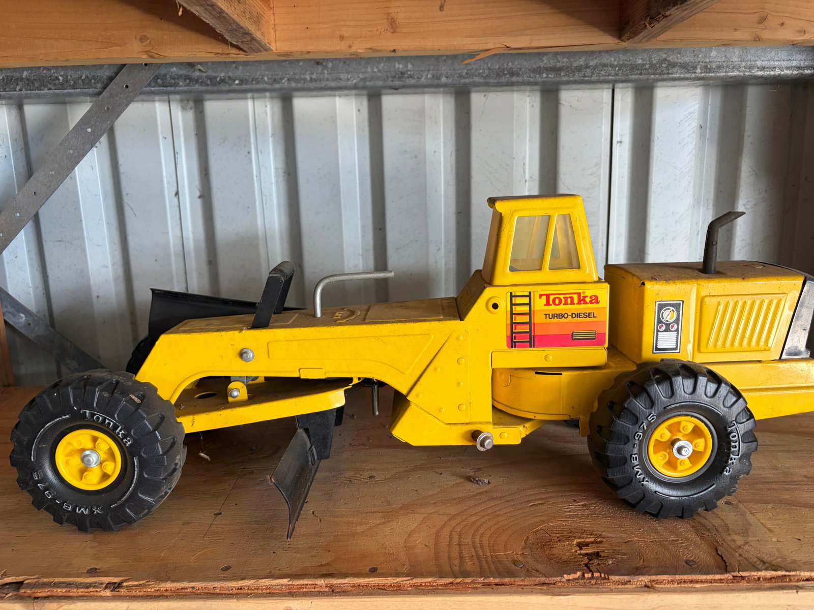 Vintage Tonka Turbo-Diesel Road Grader Pressed Steel Toy (1 of 3)