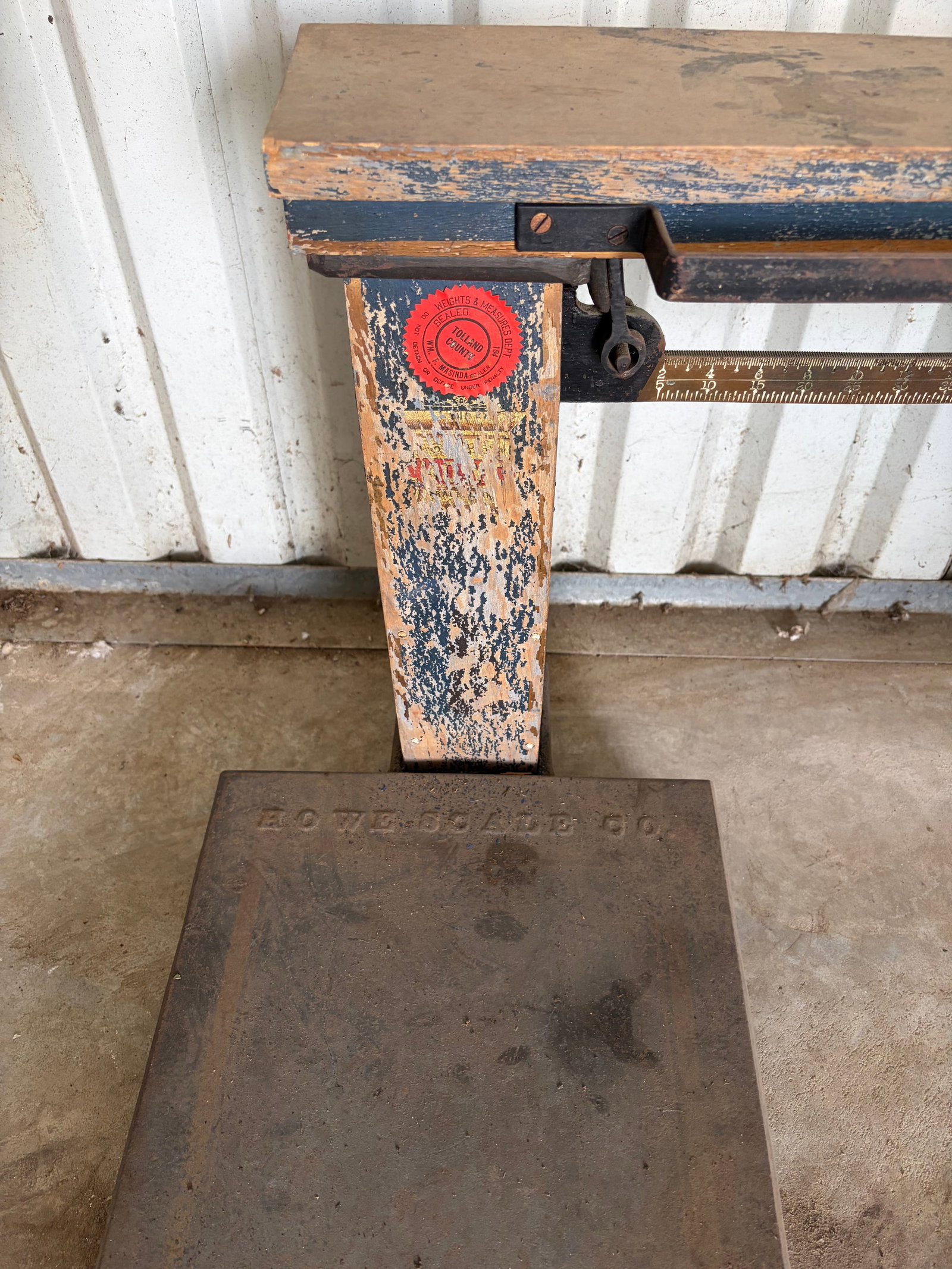 Antique Howe Scale Co Platform Balance Scale - 2