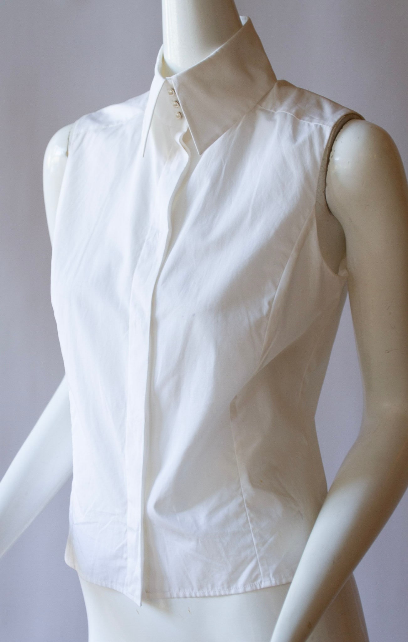 Chanel, 2004 Autumn, 100% Cotton, Sleeveless Top (1 of 6)