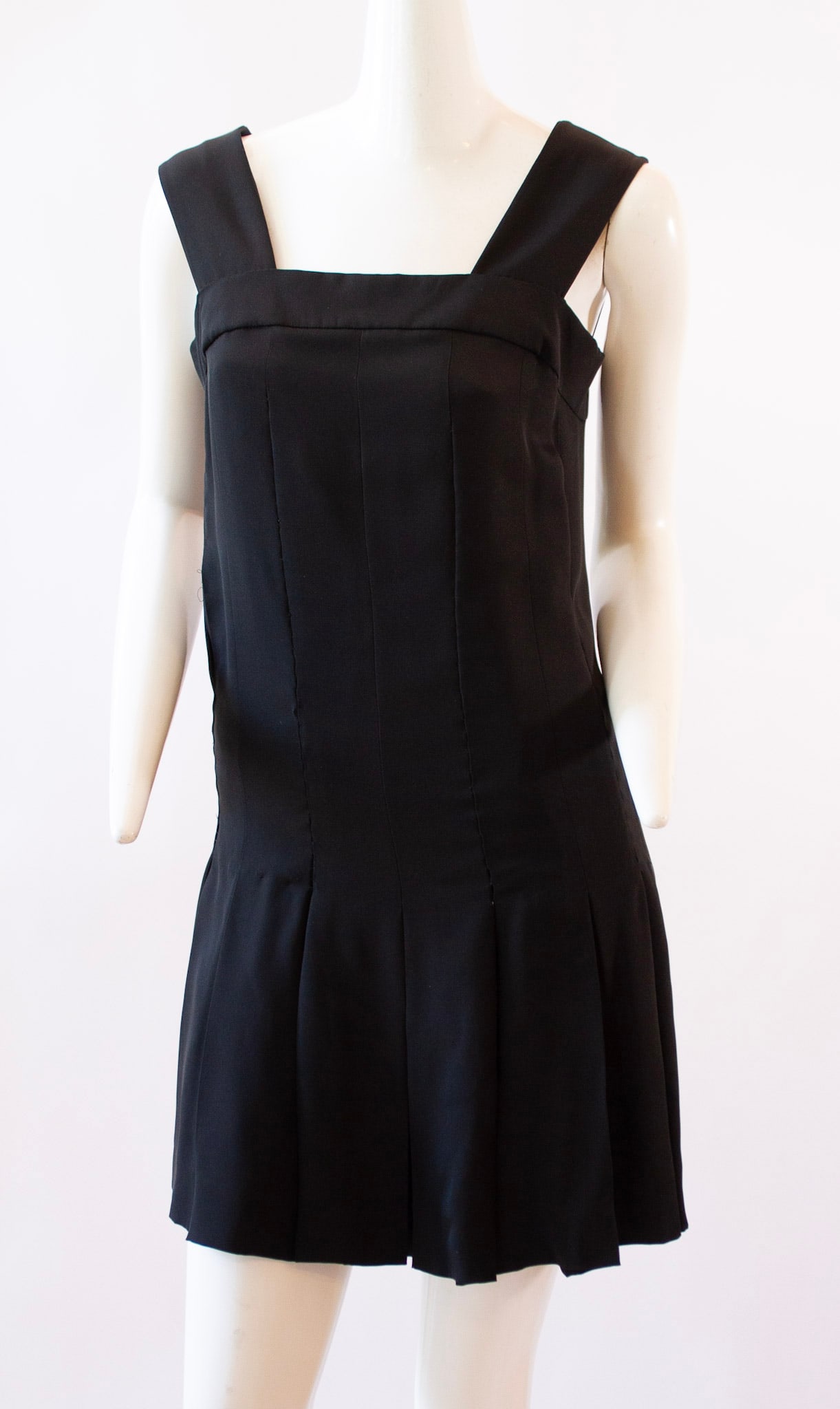 CHANEL, Jumper Little Black Dress (1 of 5)