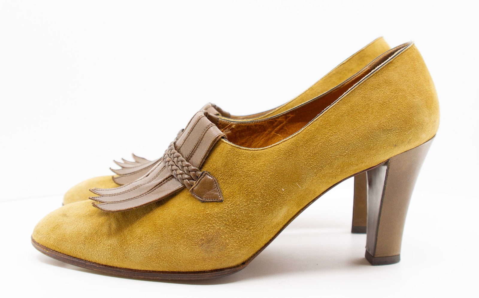 Fiorentina Suede Heel with Leather Fringe Detail: Fiorentina Suede Heel with Leather Fringe DetailEU 39 / US 8.5 / Heel2.5"