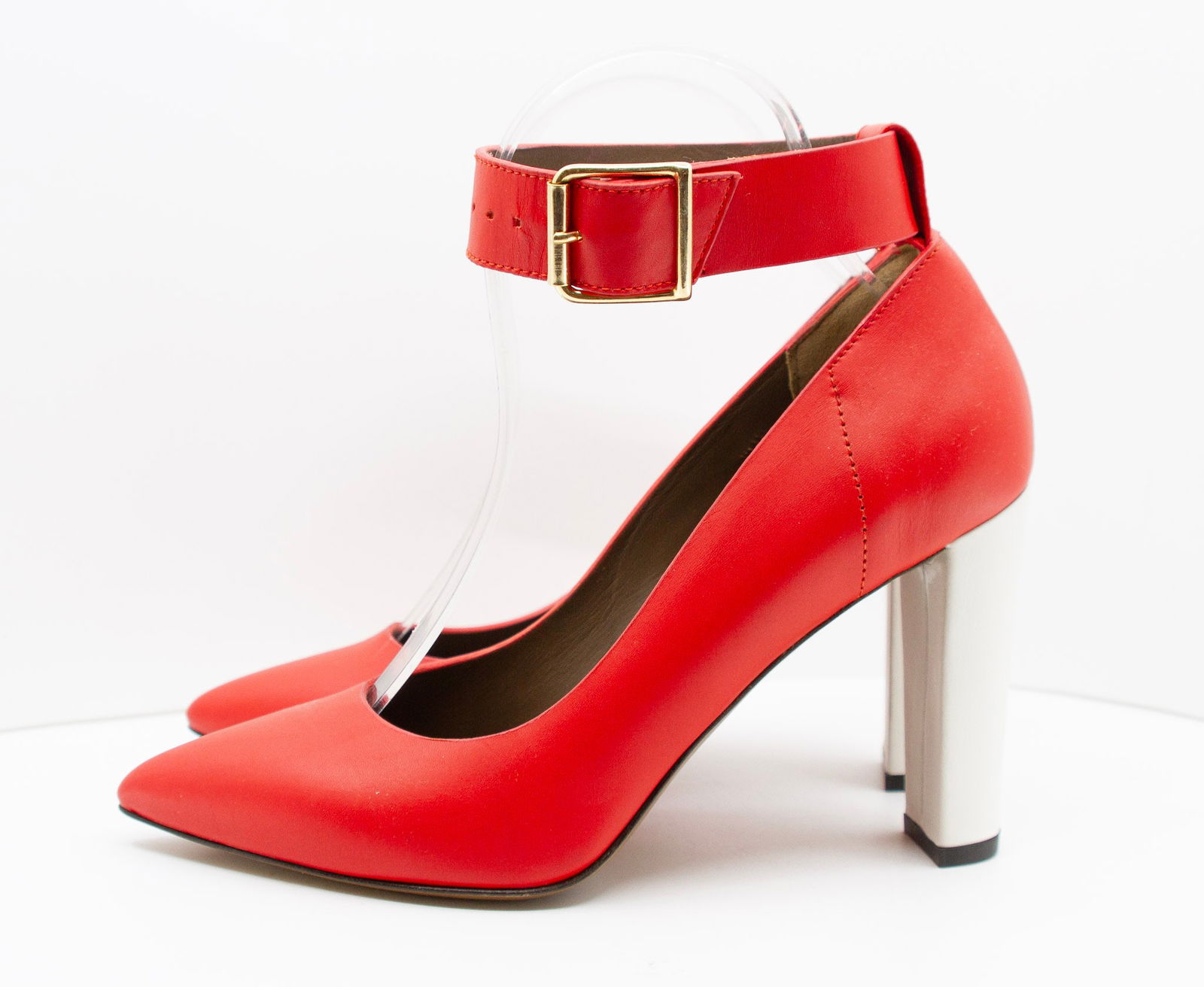 MARNI Red Pumps with White Heel and Ankle Strap (1 of 7)