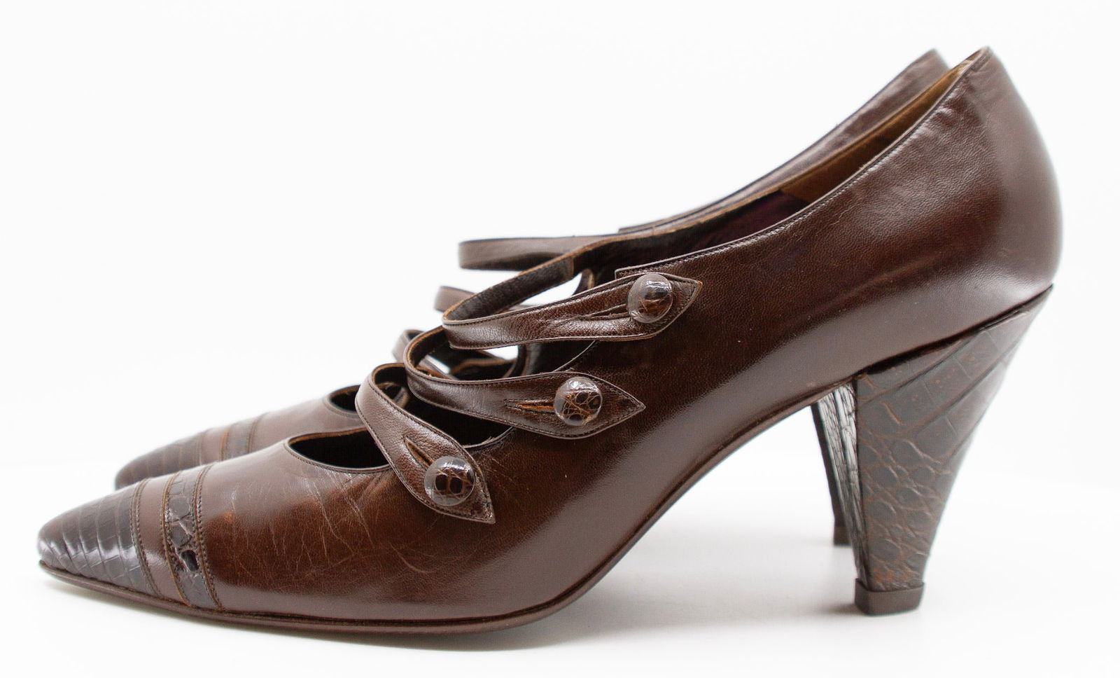 SUSAN BENNIS/ WARREN EDWARDS Black and Brown Leather Heel: SUSAN BENNIS/ WARREN EDWARDS Black and Brown Leather HeelSusan Bennis/Warren Edwards shoes attracted everyone from Bruce Springsteen to Jacqueline Kennedy Onassis and shown at the Philadelphia Museum