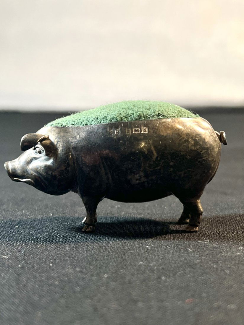 British Sterling Silver Pin Cushion Holder 1907 Pig (1 of 5)