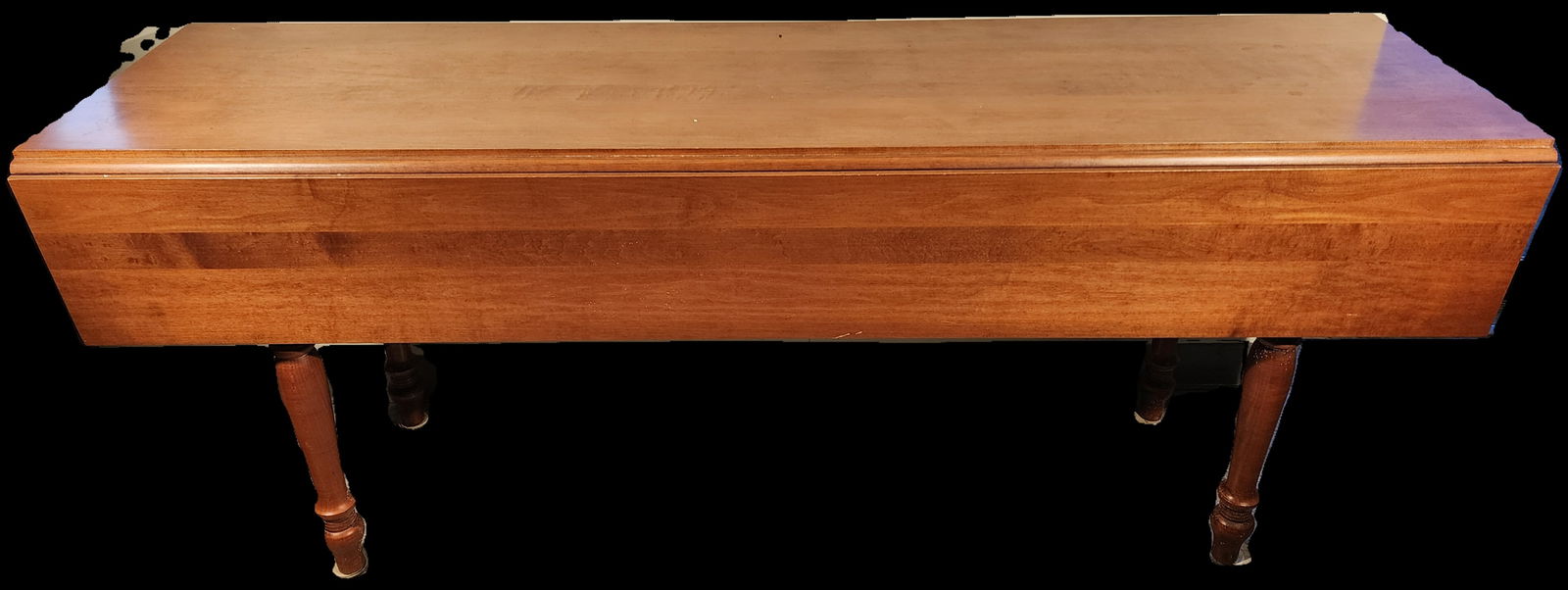 Dining Table with Two Extendable leaves (1 of 4)