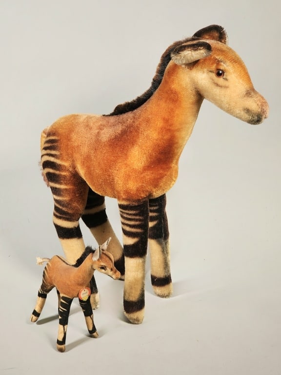 Two Steiff Okapi (1 of 6)
