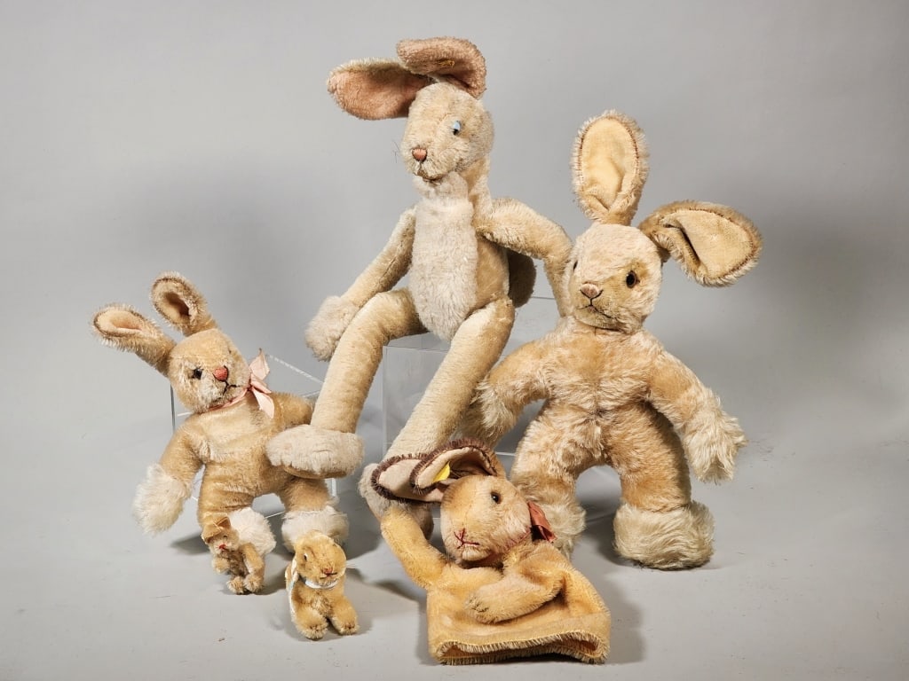 Group of Steiff Rabbits (1 of 14)