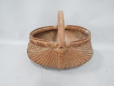 Large Early Buttocks Basket