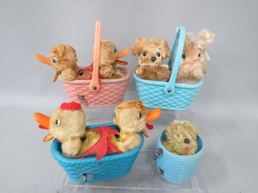 (4) Vintage Wind-Up Quaking Ducks Baskets