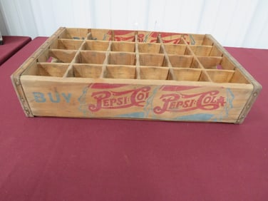 Pepsi-Cola Double-Dot Crate