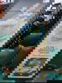 Gem Razor Eisel-Back Sign