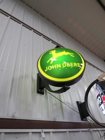 John Deere Lighted Spinner