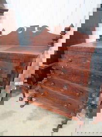 Mahog Empire Chest