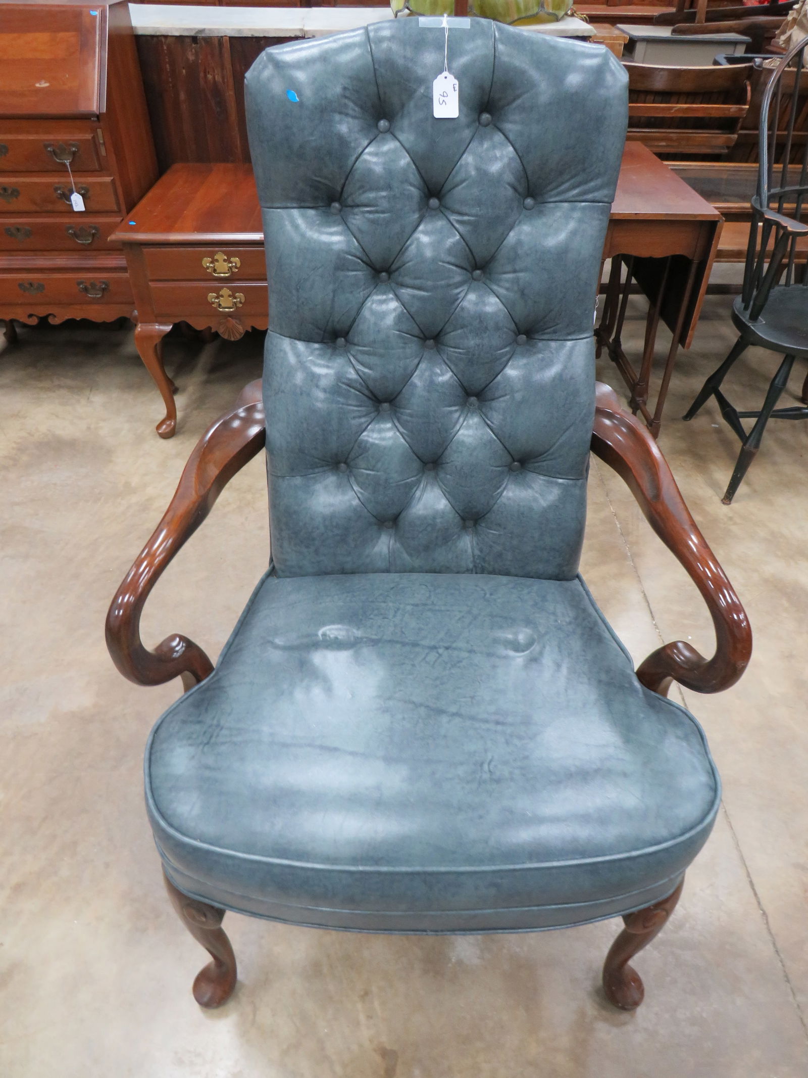 Queen Anne Arm Chair: Tuffted leather